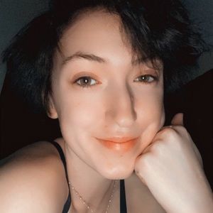 Meet your Posher, Shelbi